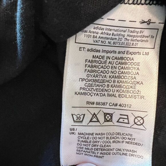 Adidas Short Sleeve Graphic T-Shirt - Die Market Mit Den  Size: Medium - Picture 4 of 5